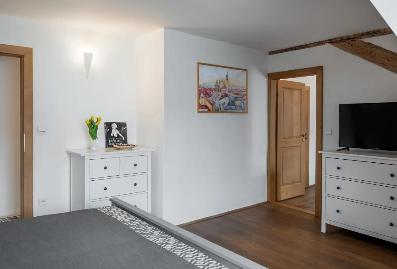 Empora Apartments Прага